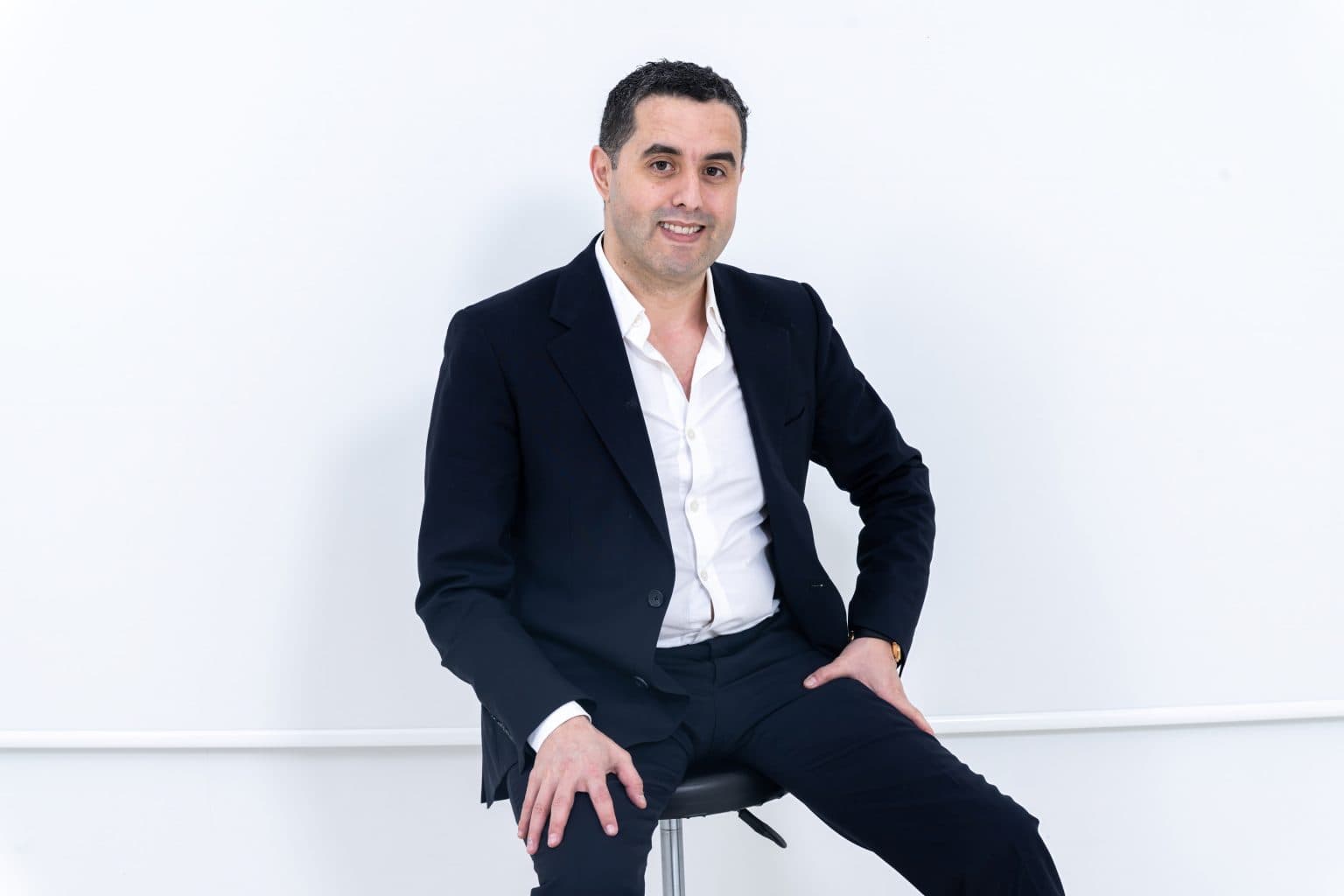 Dr. C. Lamloum
